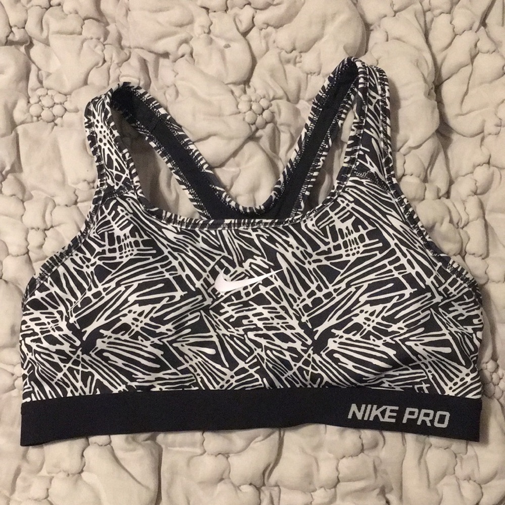 Nike Pro sports bra